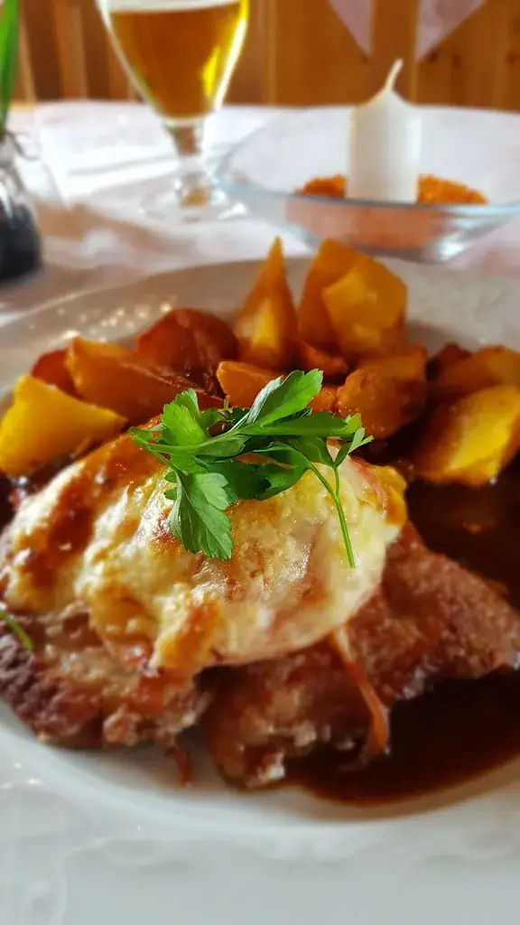 Mathematik in der BANANENSCHACHTEL mit Peter König_Gasthaus und Schilifte Feistritzsattel_Trattenbach_recensione