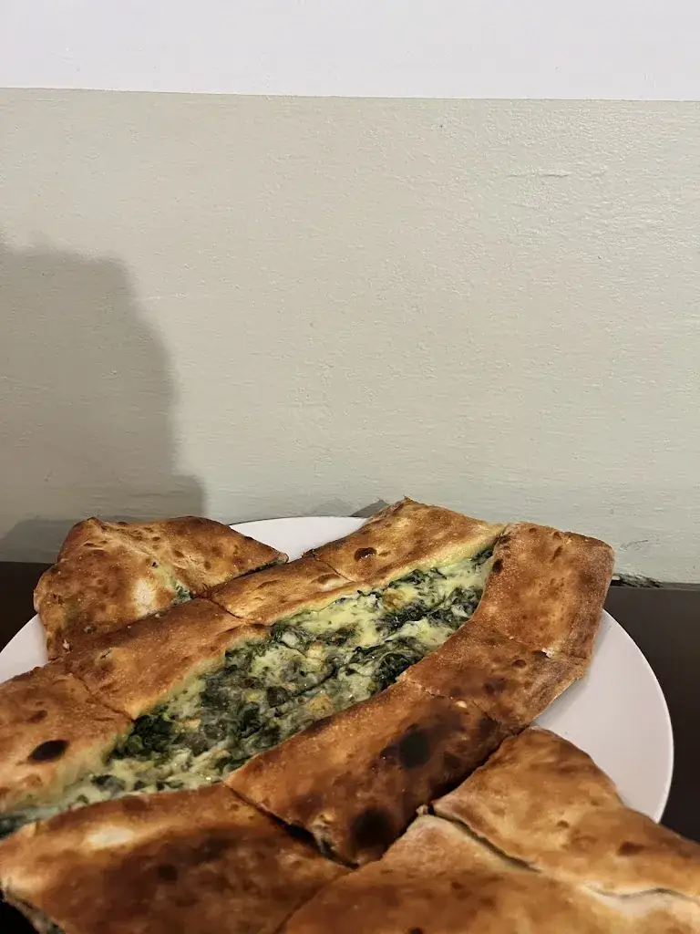 Öksüm Kebap & Pizzahaus_Trumau_slider_image_3