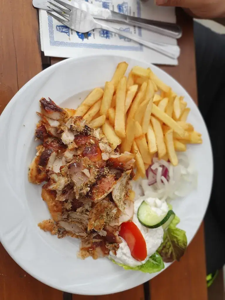 Strasser Thomas_Taverna Trumau_Trumau_avis