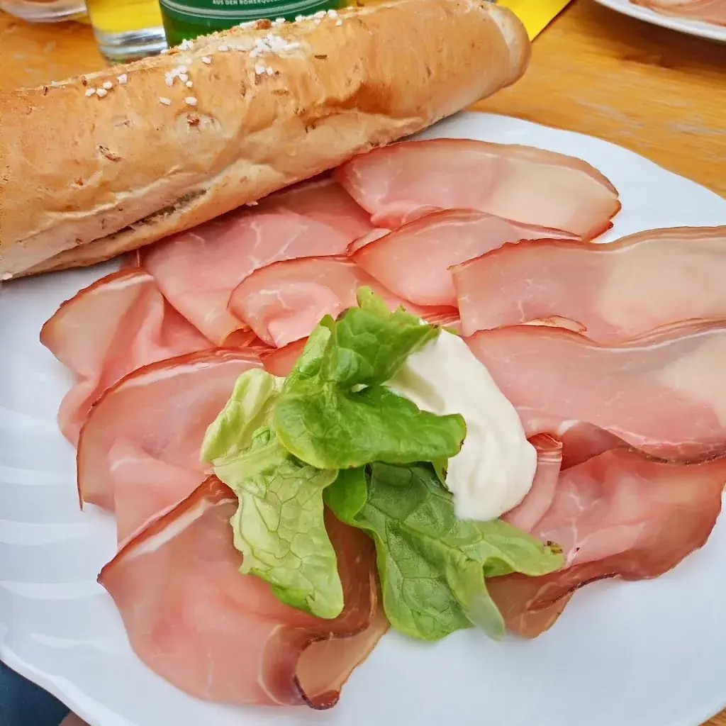 Alexander Jonasch_HEURIGEN Familie Eckerl_Tulbing_review