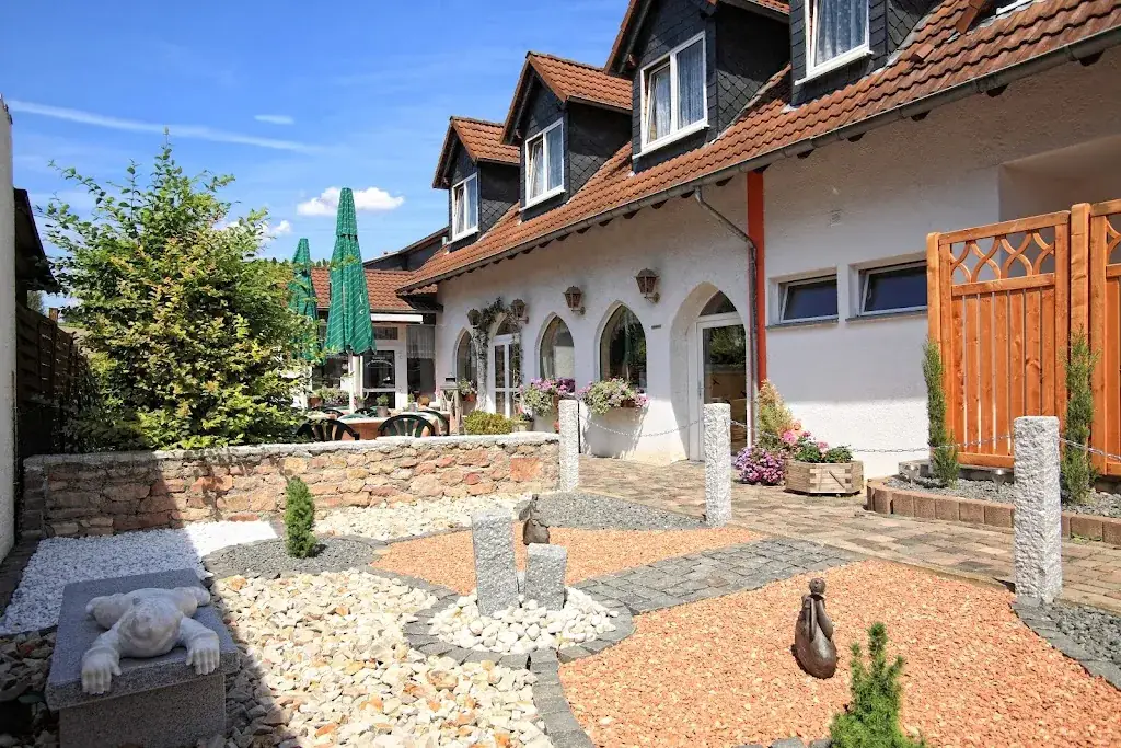 Zur Rotenfelsstube restaurant in Traisen