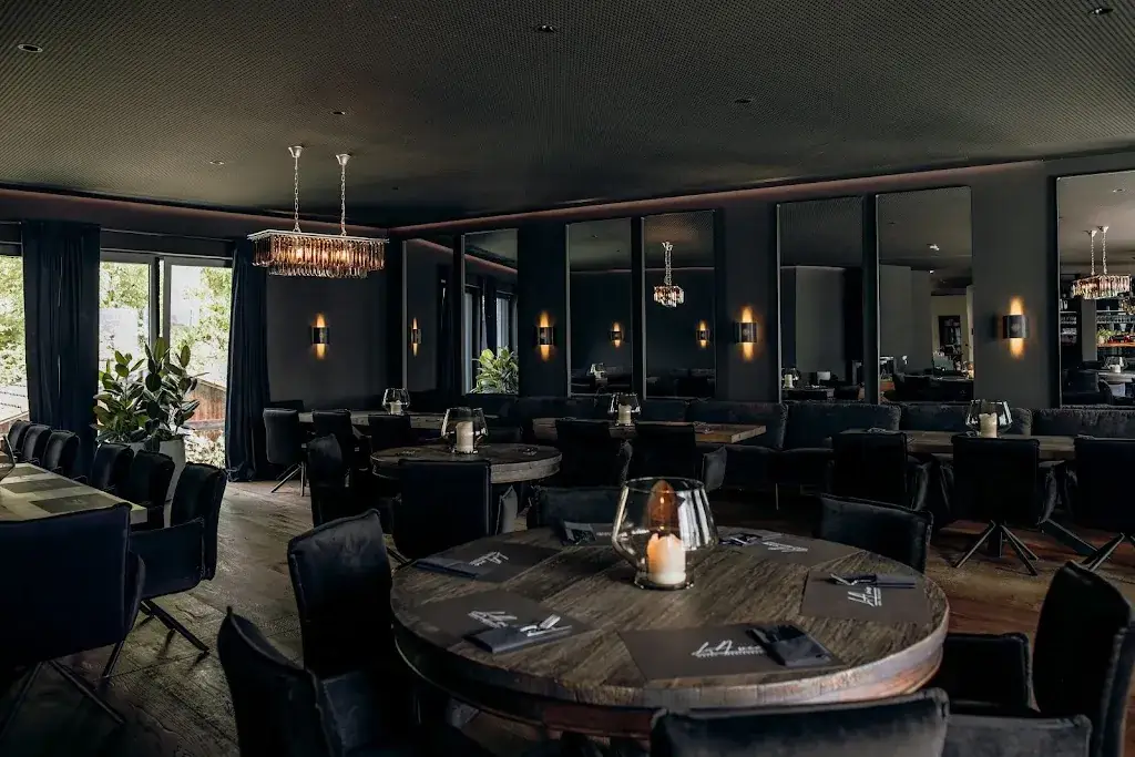 LA vie Hotel Restaurant_Tiefenbach_slider_image_1