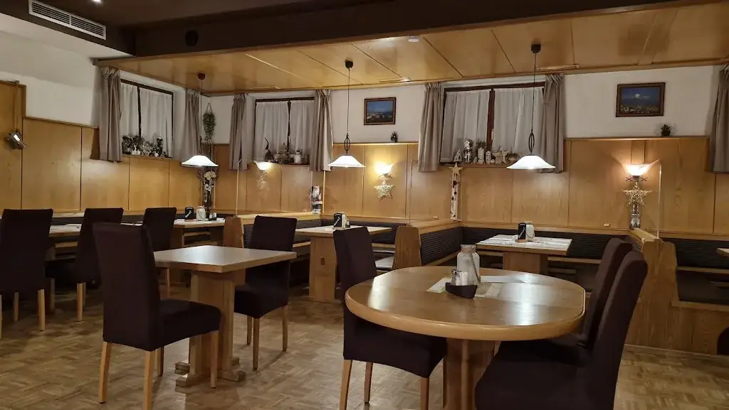 Daggisschatzi_Ristorante - Pizzeria Vesuvio_Tiefenbach_avis