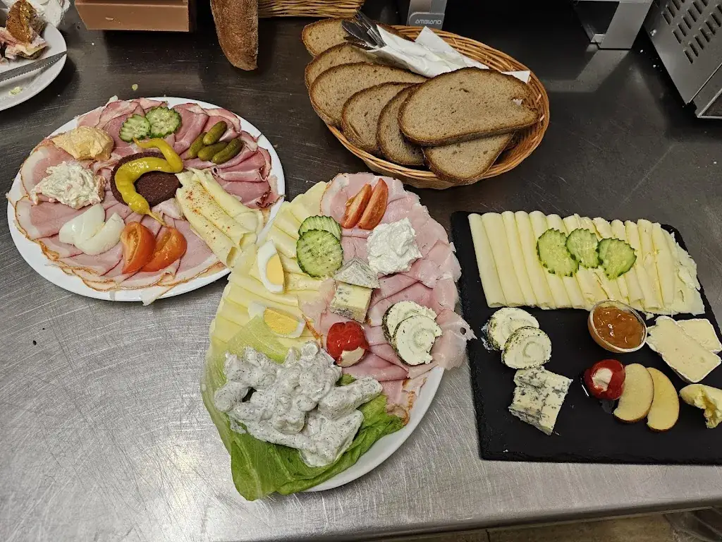 Weingut Gass ristorante a Unterstinkenbrunn