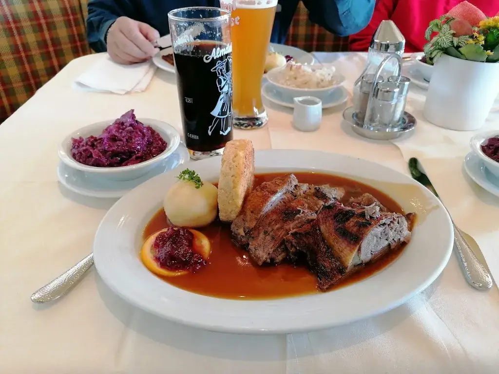 Isabella Kantner_Restaurant Wienerwaldhof Rieger_Tullnerbach-Lawies_Bewertung