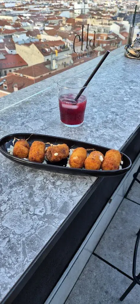 Menu_Ella Sky Bar Madrid_Loretto_immagine_5