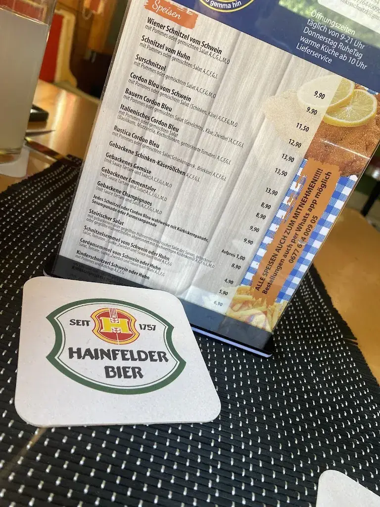 David Loewenau_Niki's Schnitzl_Türnitz_recensione