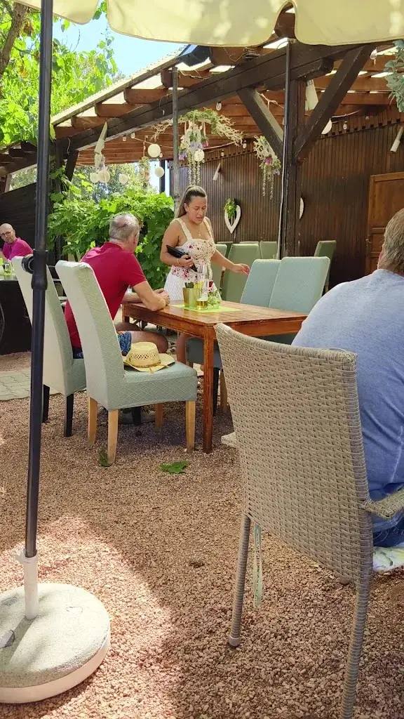 Schlossheuriger Vösendorf_Vösendorf_slider_image_2