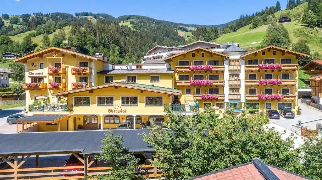 Hotel und Restaurant Oberwirt_Viehofen_slider_image_1