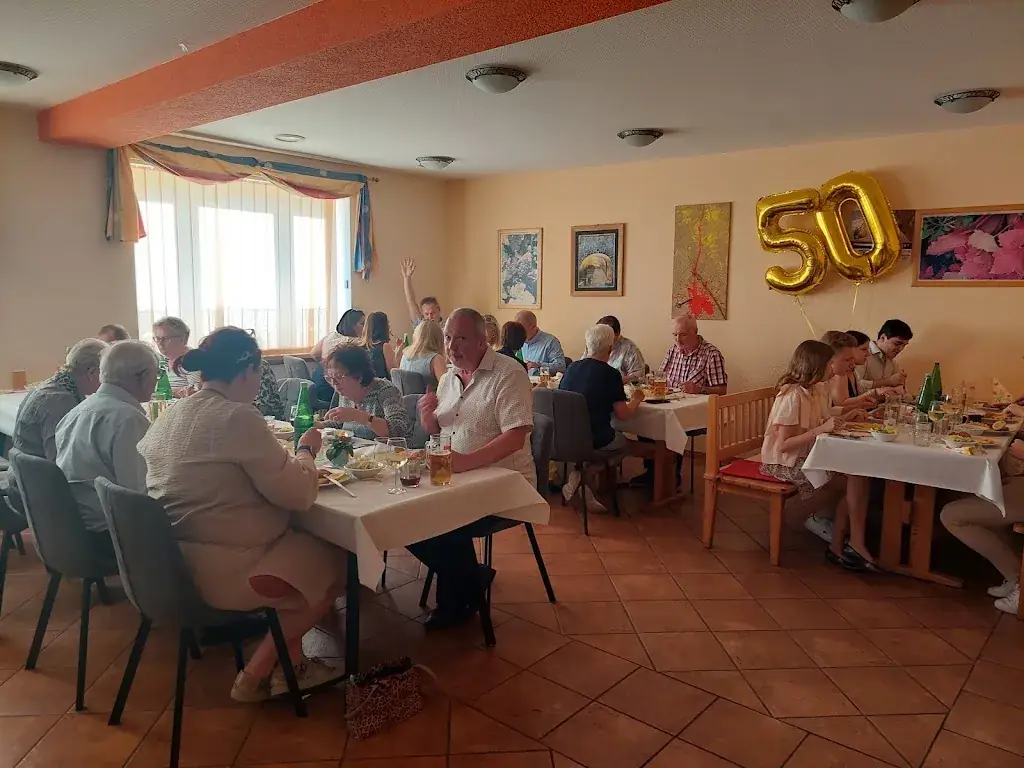 NauMoizeit ristorante a Traismauer