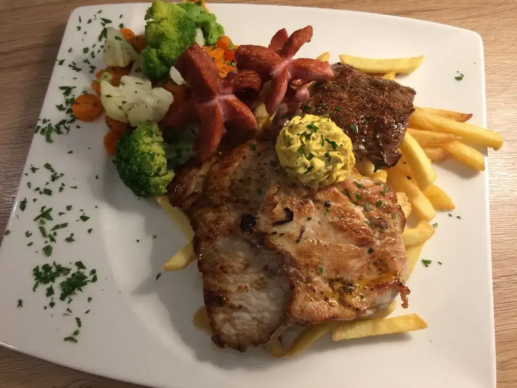 Herbert‘s_Traismauer_slider_image_2