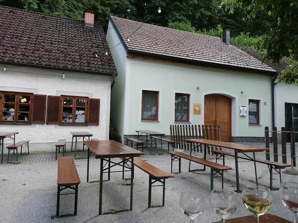 Christine Ledersberger_Heuriger Zum Hüterstern_Traismauer_review