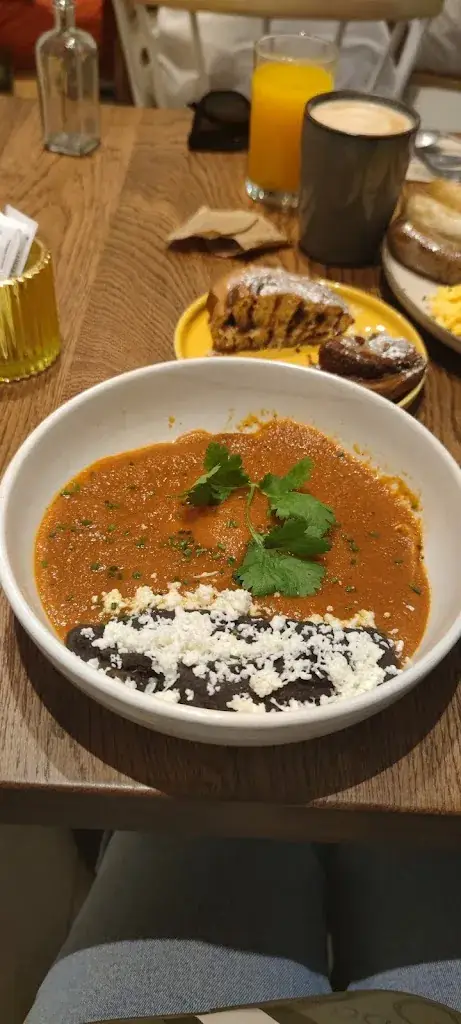 Menu_Zurch Madrid café & kitchen | Breakfast - Brunch - Lunch_Loretto_immagine_6