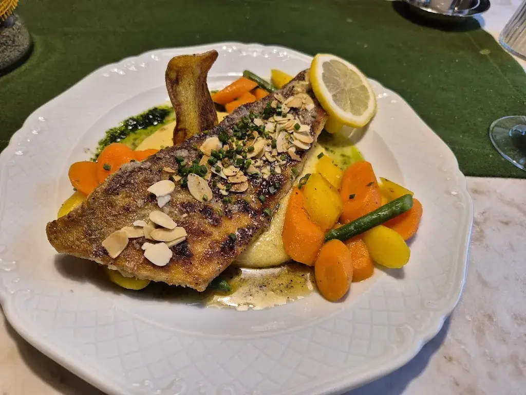 Remi Bastier_Gasthof Grünling_Wallsee_review