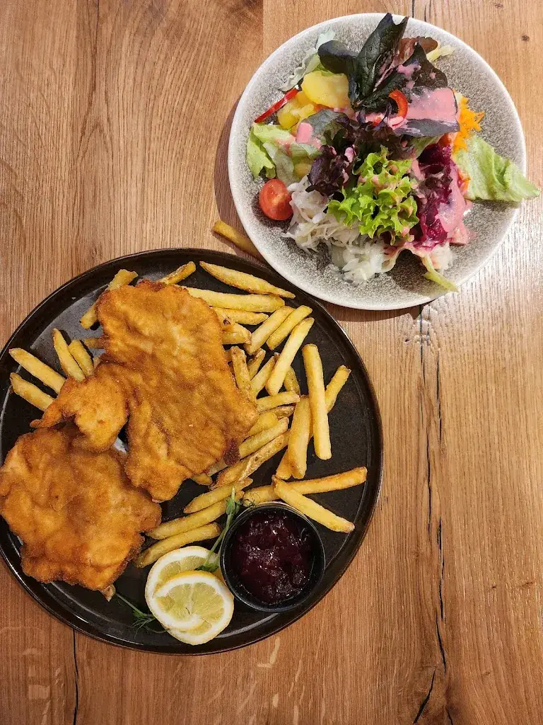 Cornelia_Leonhardihof Harreither-Fried_Waidhofen an der Ybbs_review