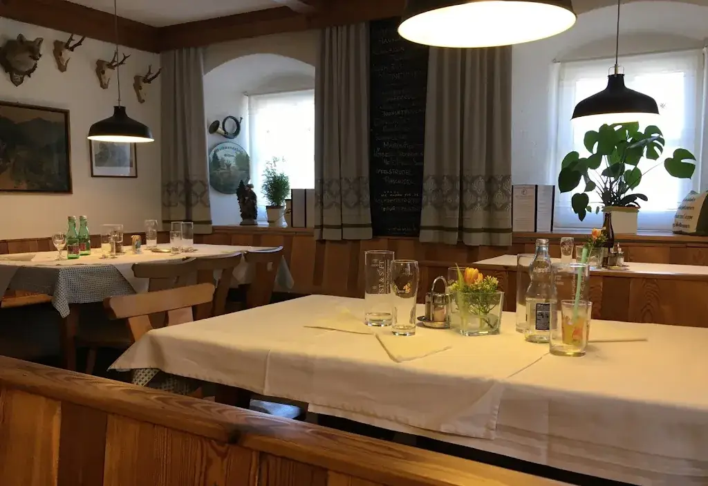 Natalia Khilkevitch_Gasthof & Konditorei Fam. Ettel_Waidhofen an der Ybbs_avis