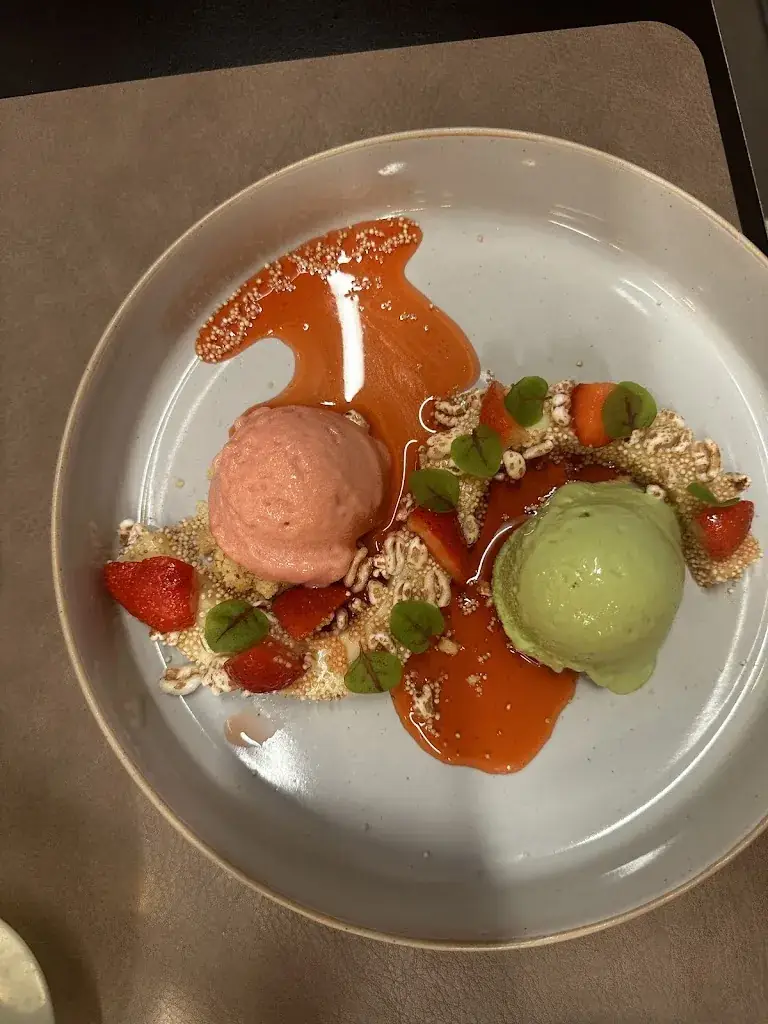 Peter Gollowitsch_Feinsinn - Genusslokal_Weinzierl bei Krems_avis