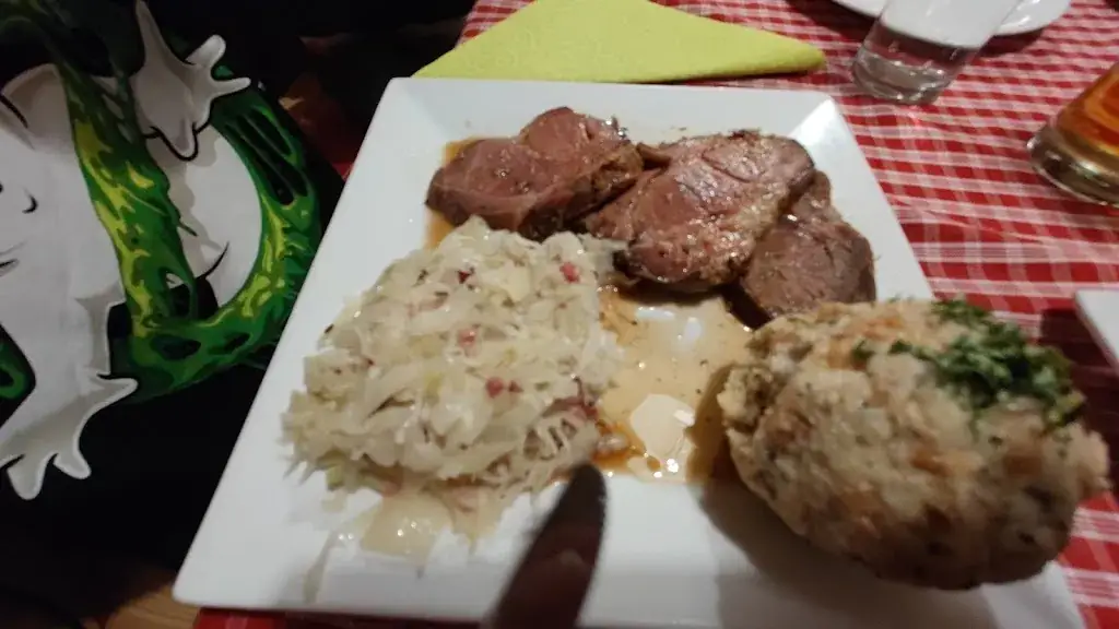 Hader`s Wirtshaus_Weistrach_slider_image_3