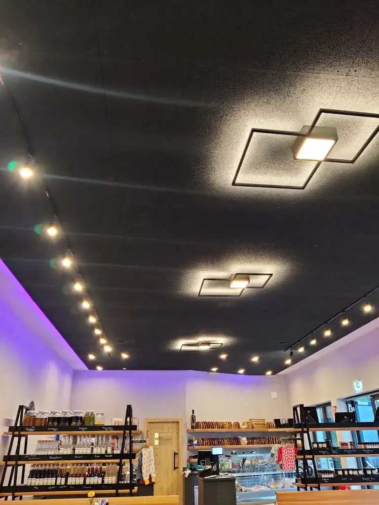 Sabine Krumböck_Farmeria_Weissenbach an der Triesting_review