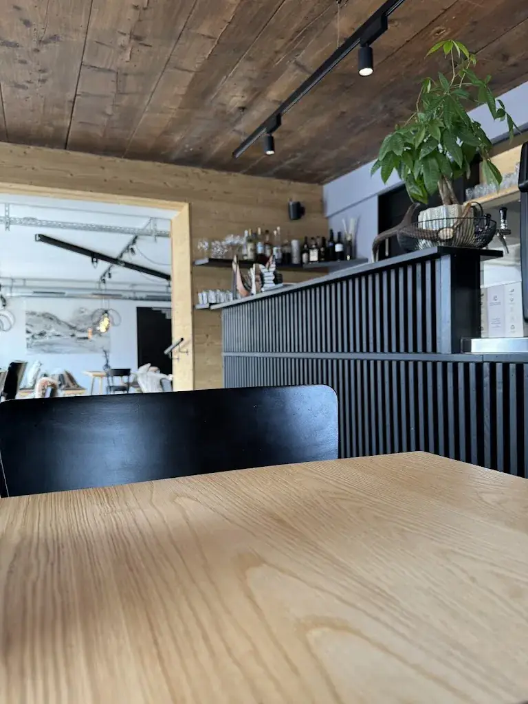 Tom InsideAlps_Altes Sennhaus Sojer GmbH_Warth_review