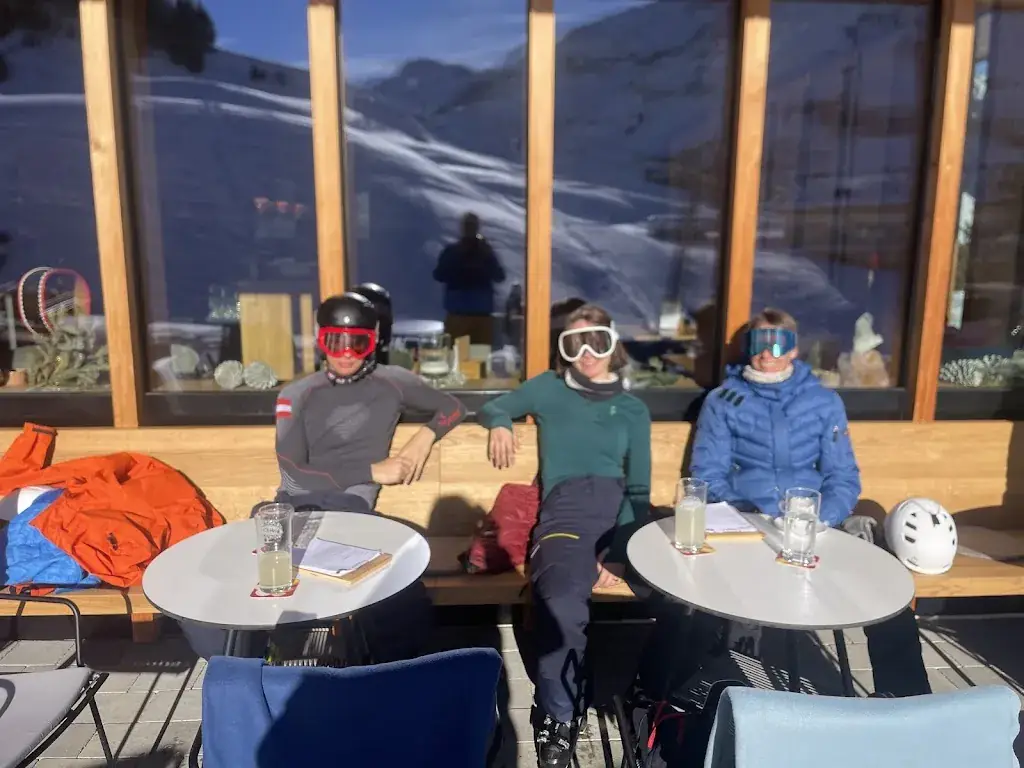 Alois Flatz_W52 Apartments & Killi's Bistro_Warth_review