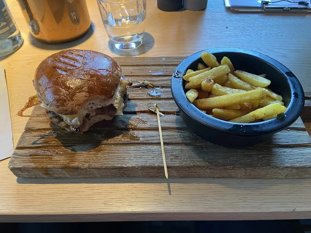 Menu_alp's Restaurant & Bar_Warth_image_8