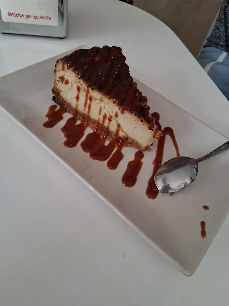 CAIDI CAFÉ & BAR_Mannersdorf an der Rabnitz_slider_image_3