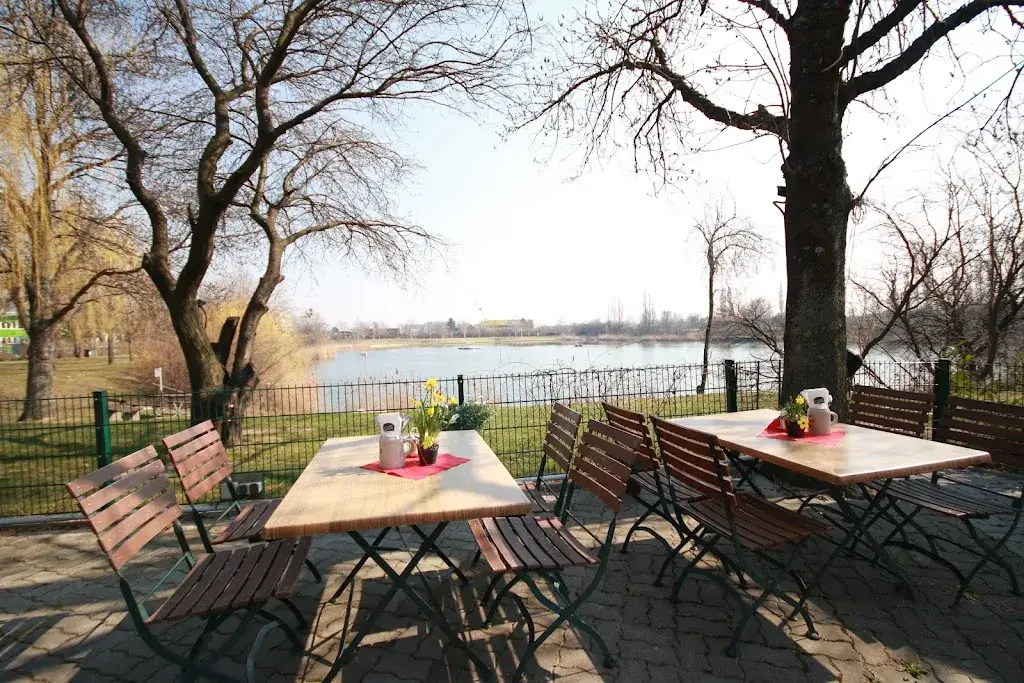 Restaurant Oase ristorante a Wiener Neudorf