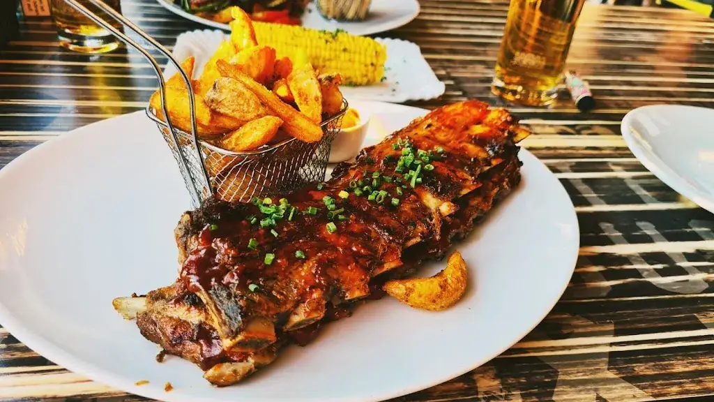 The ThazzY_ROX Musicbar & Grill_Wiener Neudorf_recensione