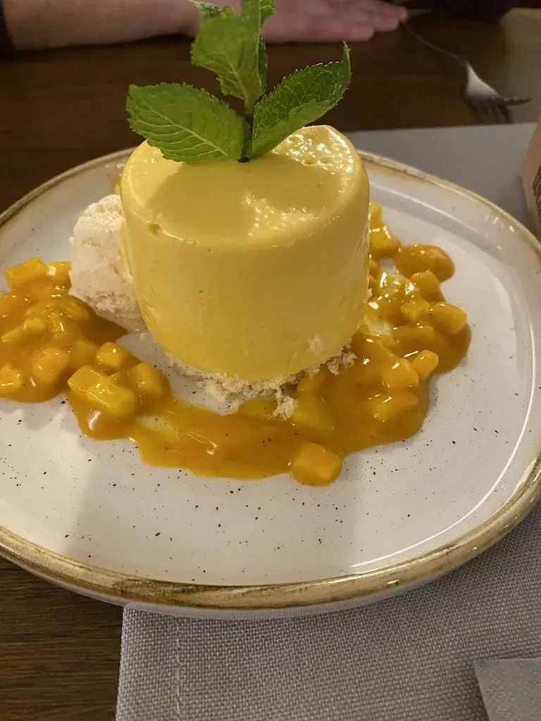 Rennie DiLorenzo_Brauhotel Weitra Gesellschaft m.b.H._Weitra_recensione