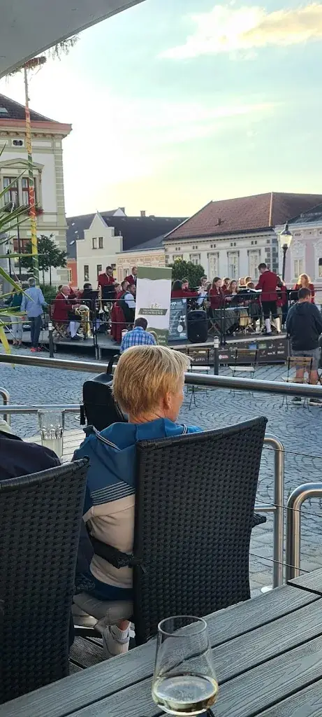 John Hardman_Stadtkeller Weitra_Weitra_review