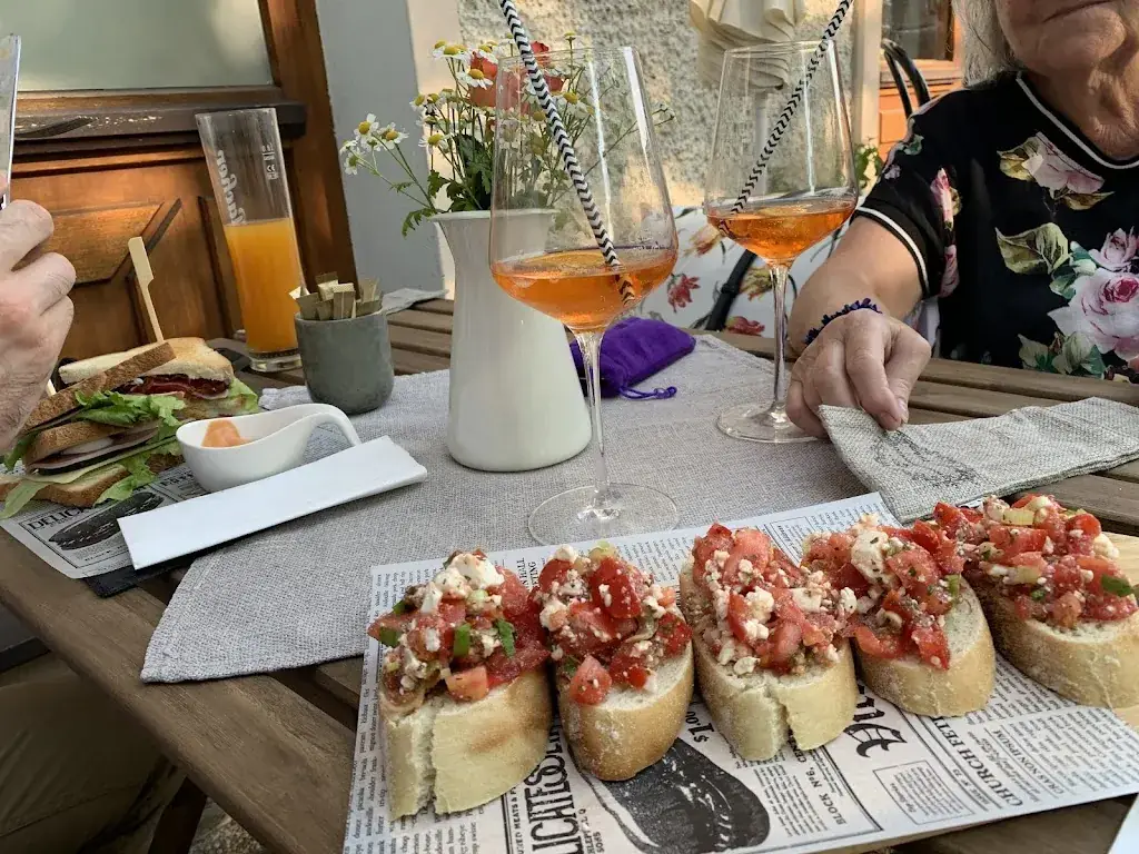 Menu_kleines Atelier Wohnraumaccessoires & Cafe e. U._Winzendorf_immagine_3