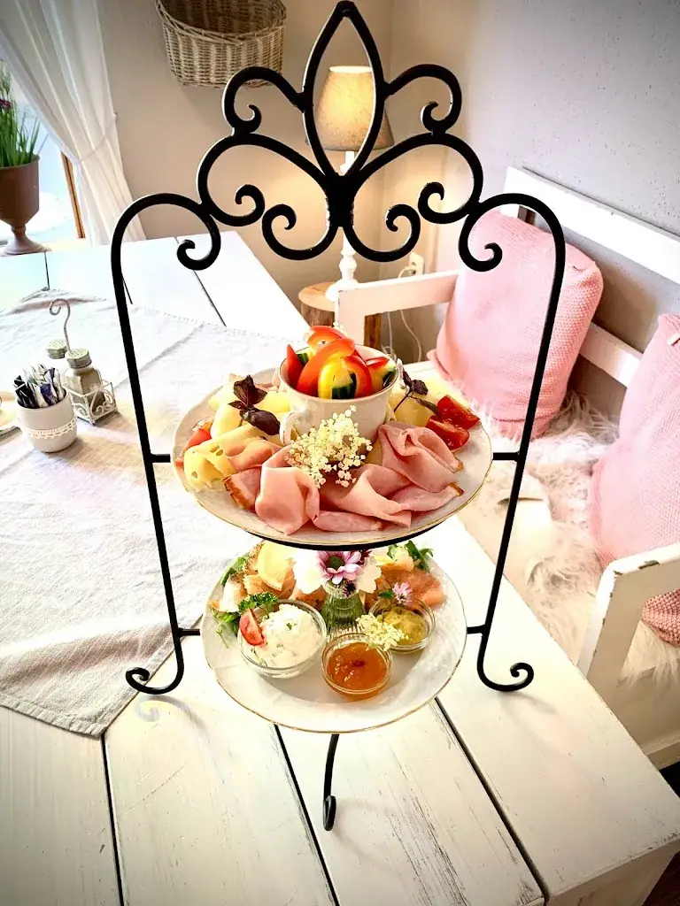 Menu_kleines Atelier Wohnraumaccessoires & Cafe e. U._Winzendorf_immagine_7