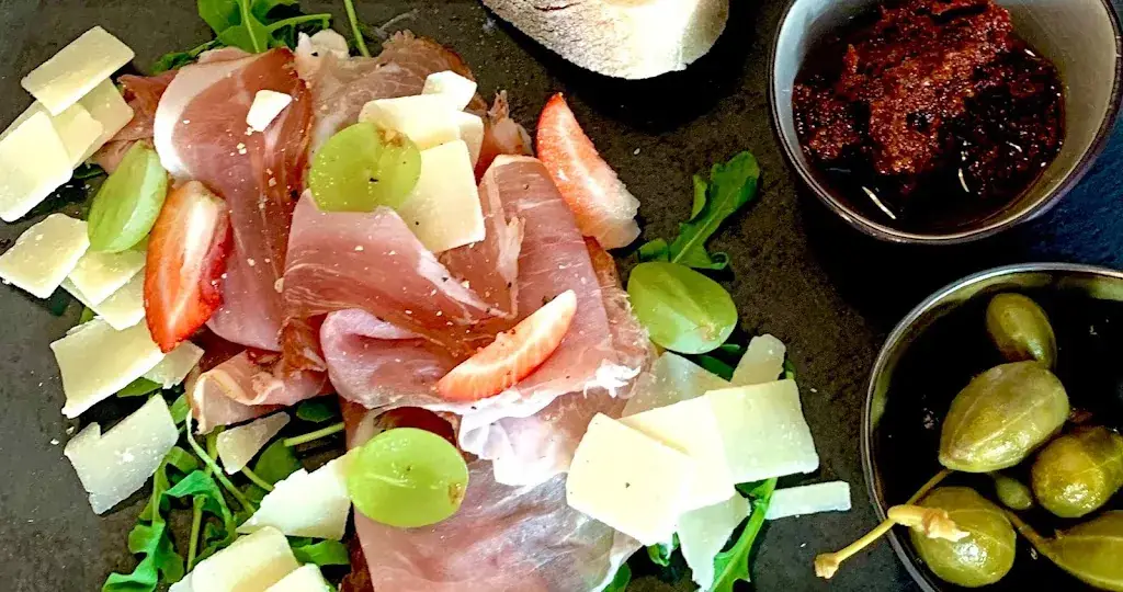 Menu_kleines Atelier Wohnraumaccessoires & Cafe e. U._Winzendorf_immagine_9