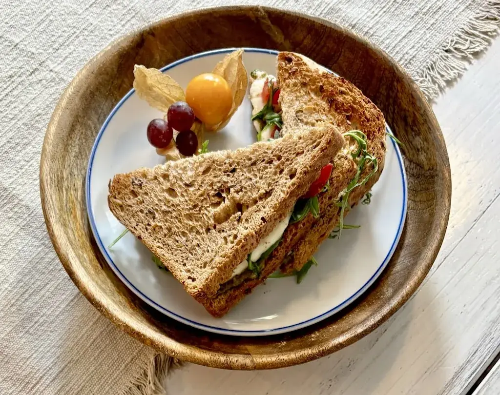 kleines Atelier Wohnraumaccessoires & Cafe e. U._Winzendorf_slider_image_2