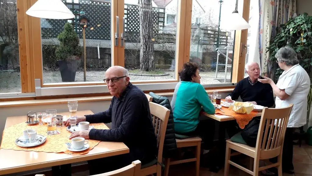 Gasthaus Mona Karan_Wolfsbach_slider_image_2