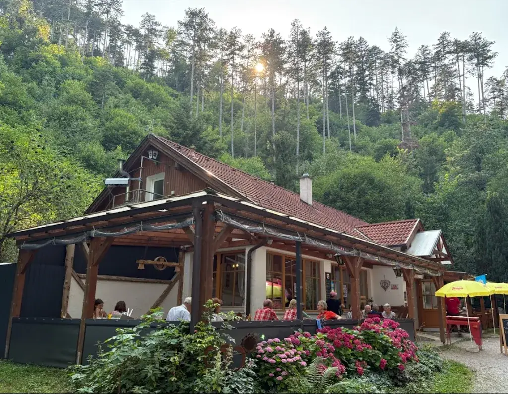 LuckyPhil_Klammwirtin_Würflach_Bewertung