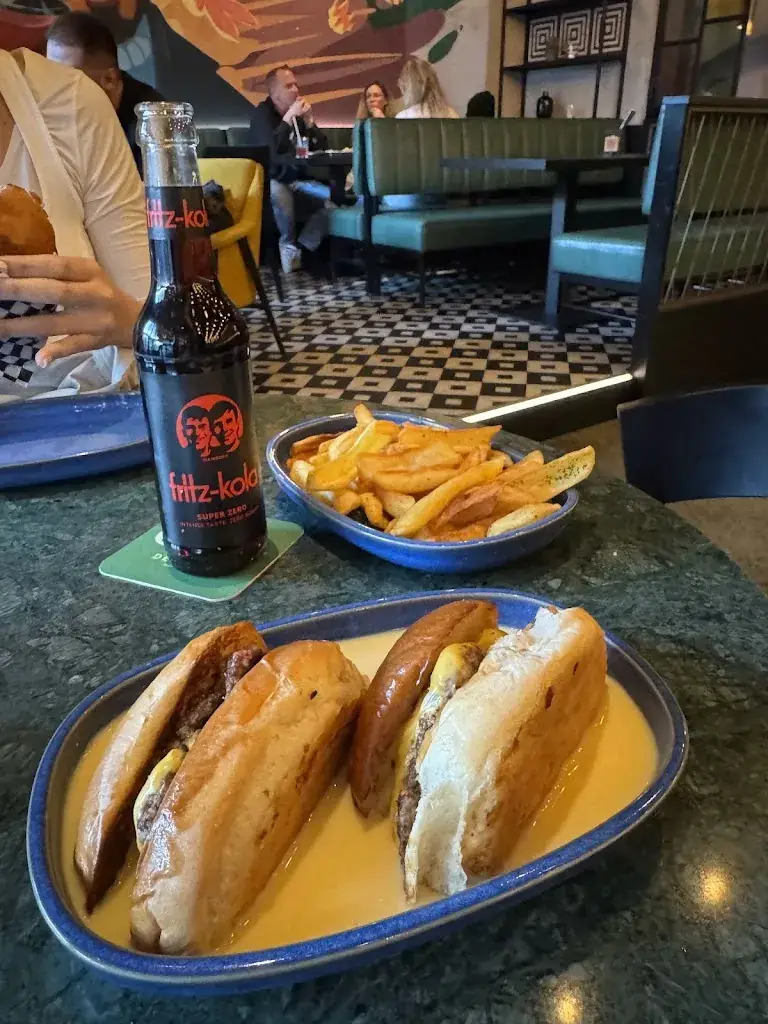 Ricardo Albuquerque_PORT island_Wilhelmsburg_avis