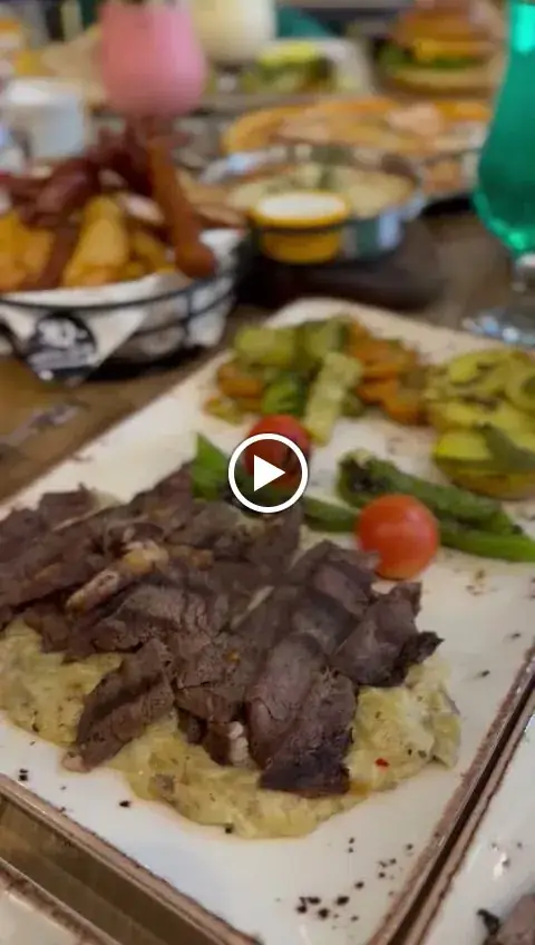 Sera Quie Restaurant_Wilhelmsburg_slider_image_3