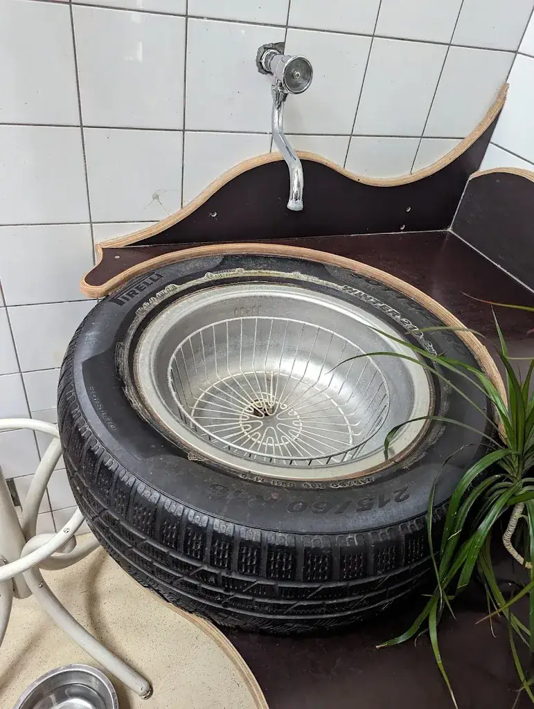 Giorgi Kikalishvili_Hofküche_Wördern_review