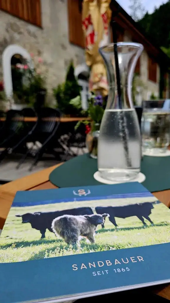 Marie-Christine Hoffelner_Sandbauer Einkehr_Ybbsitz_review