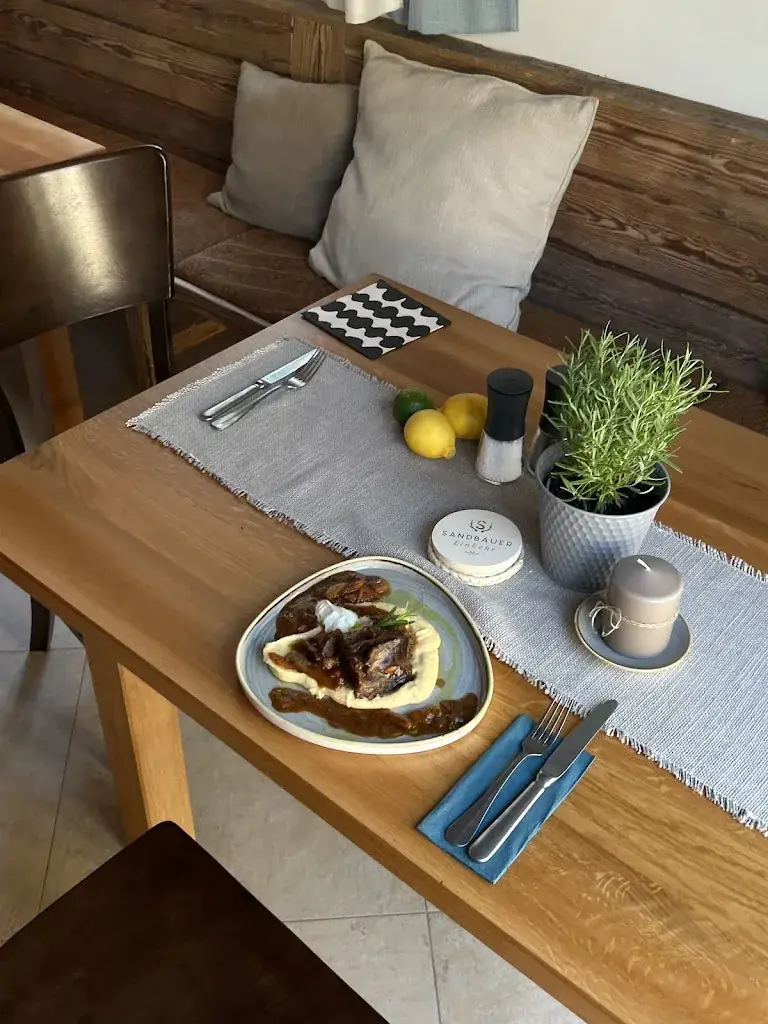 Maya_Sandbauer Einkehr_Ybbsitz_review