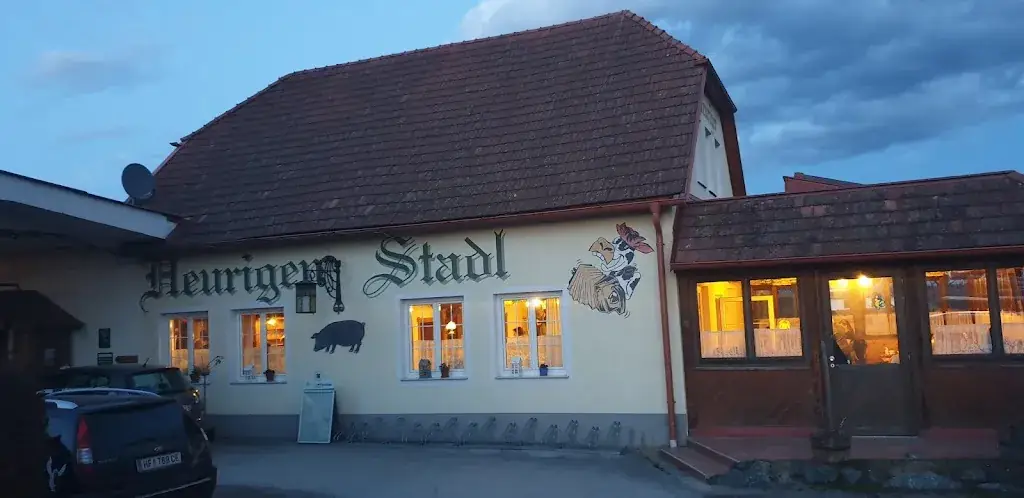 Francis Moore_Heurigenstadl Ehrenhöfer_Neustift an der Lafnitz_review