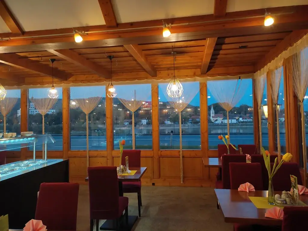 China Restaurant Asia Wok_Ybbs an der Donau_slider_image_1