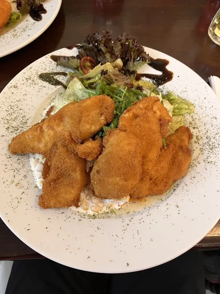 Elisabeth Hanaa_STADTWIRTSHAUS & Cafe Wolkersdorf_Wolkersdorf im Weinviertel_Bewertung