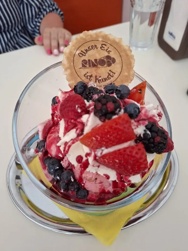 Rainer Winkler_Eisdiele by Rino Wolkersdorf_Wolkersdorf im Weinviertel_recensione