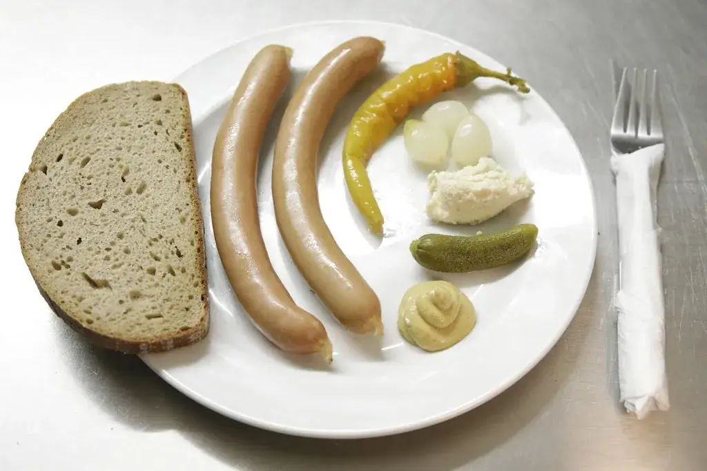 Menu_Bahnhof Wolkersdorf_Wolkersdorf im Weinviertel_image_1