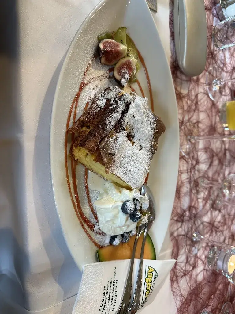 Harald Finster_Restaurant Angerer-Hof_Anger_avis