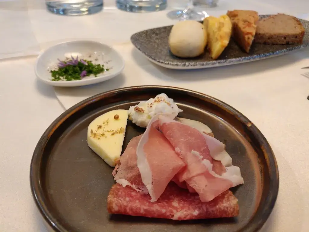 Menu_Der Luis - G`schmackig und Echt_Anger_image_5