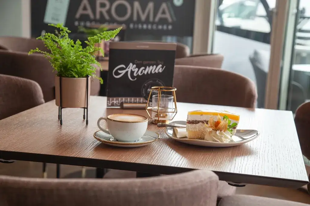 AROMA Holzerbauer_Anger_slider_image_1